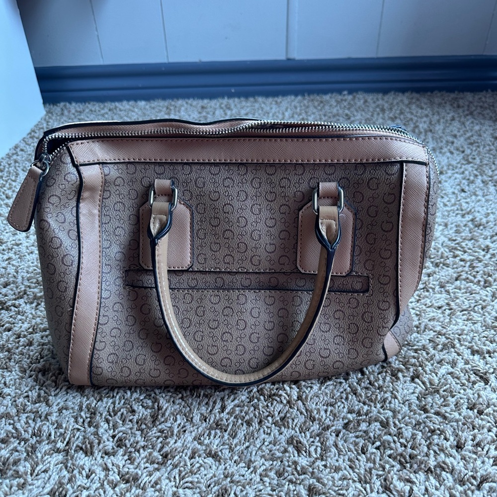 Guess bag - Picture 2 of 7
